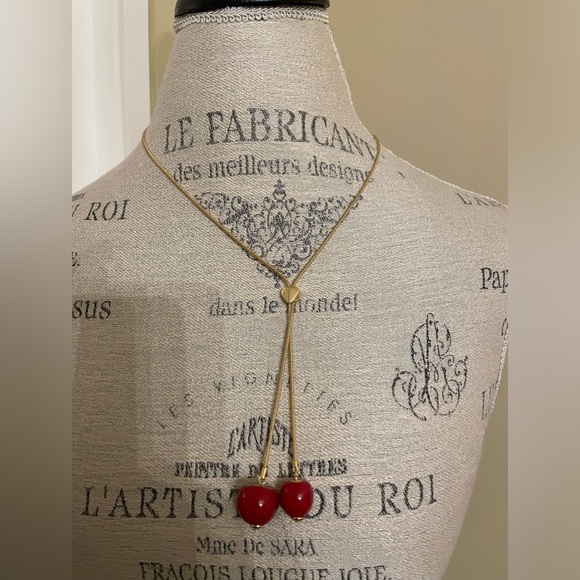 Cherry larylet necklace - Picture 1 of 5